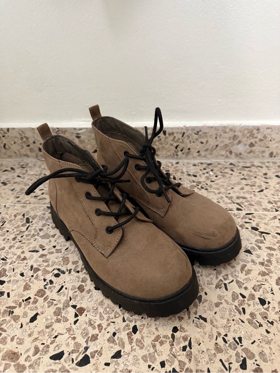 Arizona Jean Company Shoes - Womens Arizona Jean Co. Boots size 6.5 Medium